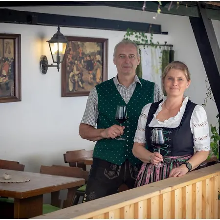 Weingrill Värdshus *